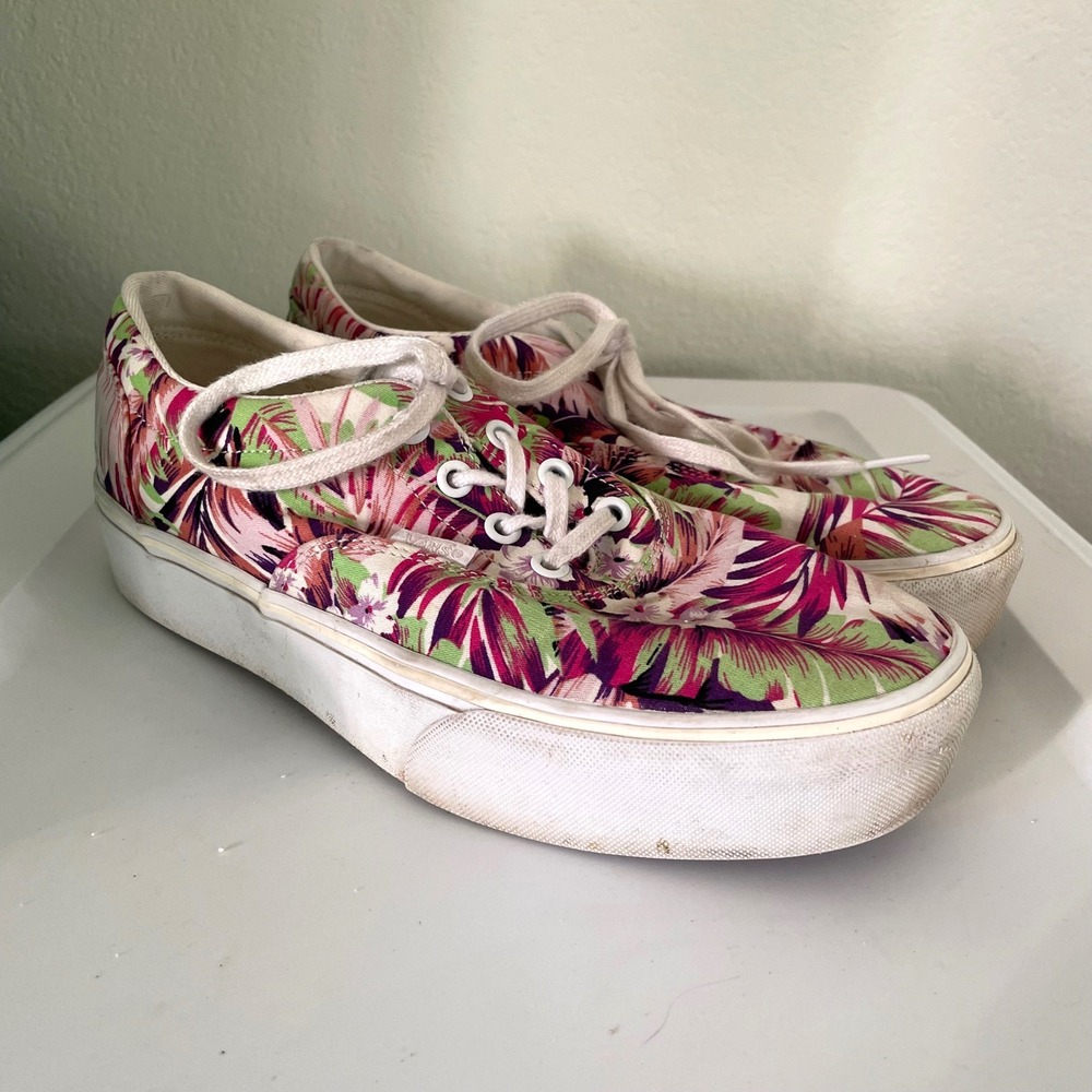 Vans tropical shoes Size 9.5 Classic‎ Lace Up Hibiscus Palm Leaves Purple Pink - Picture 2 of 11